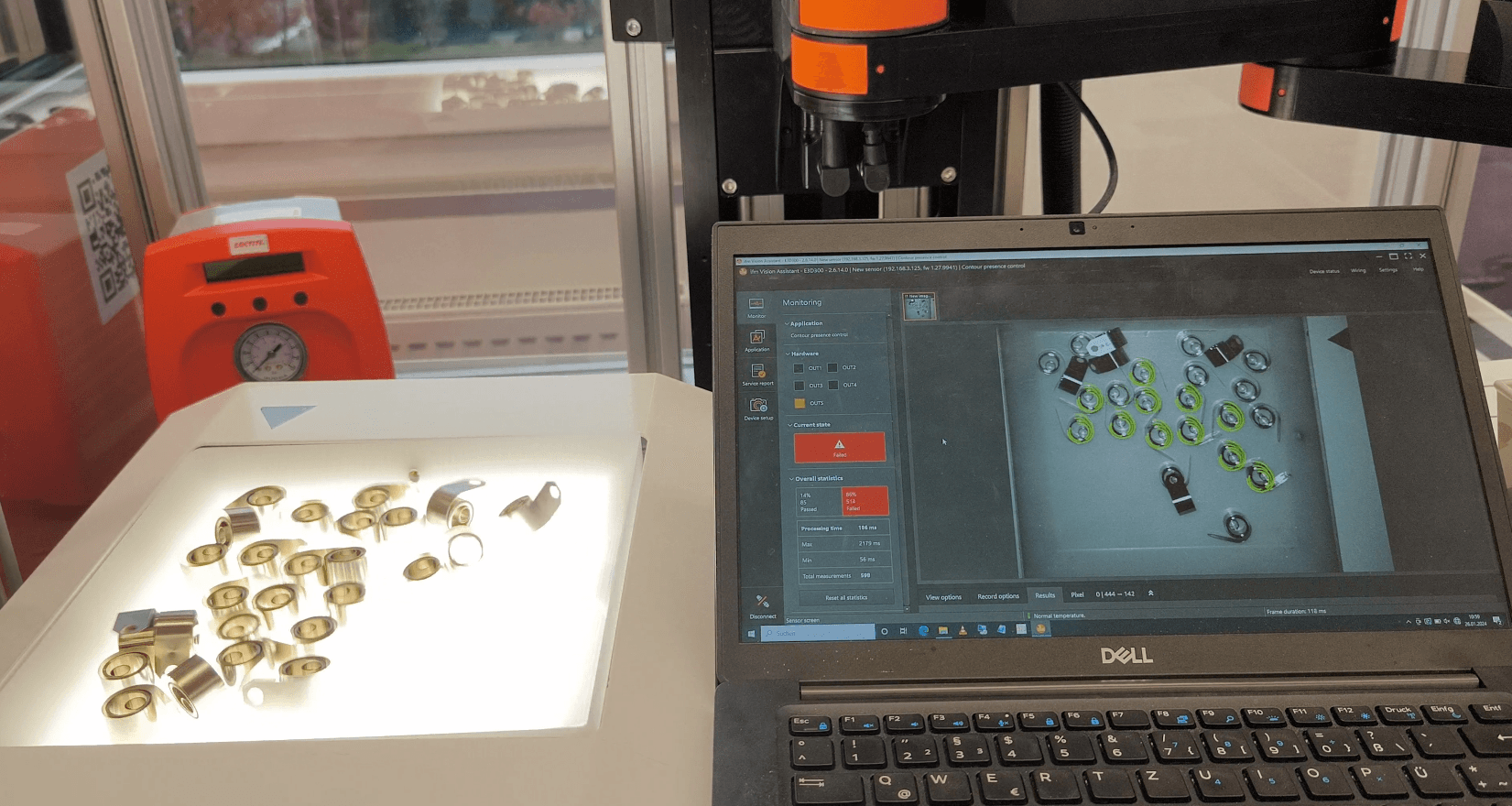 Op camera gebaseerde componentenscheiding met 2D-camerasysteem en trilplaat 